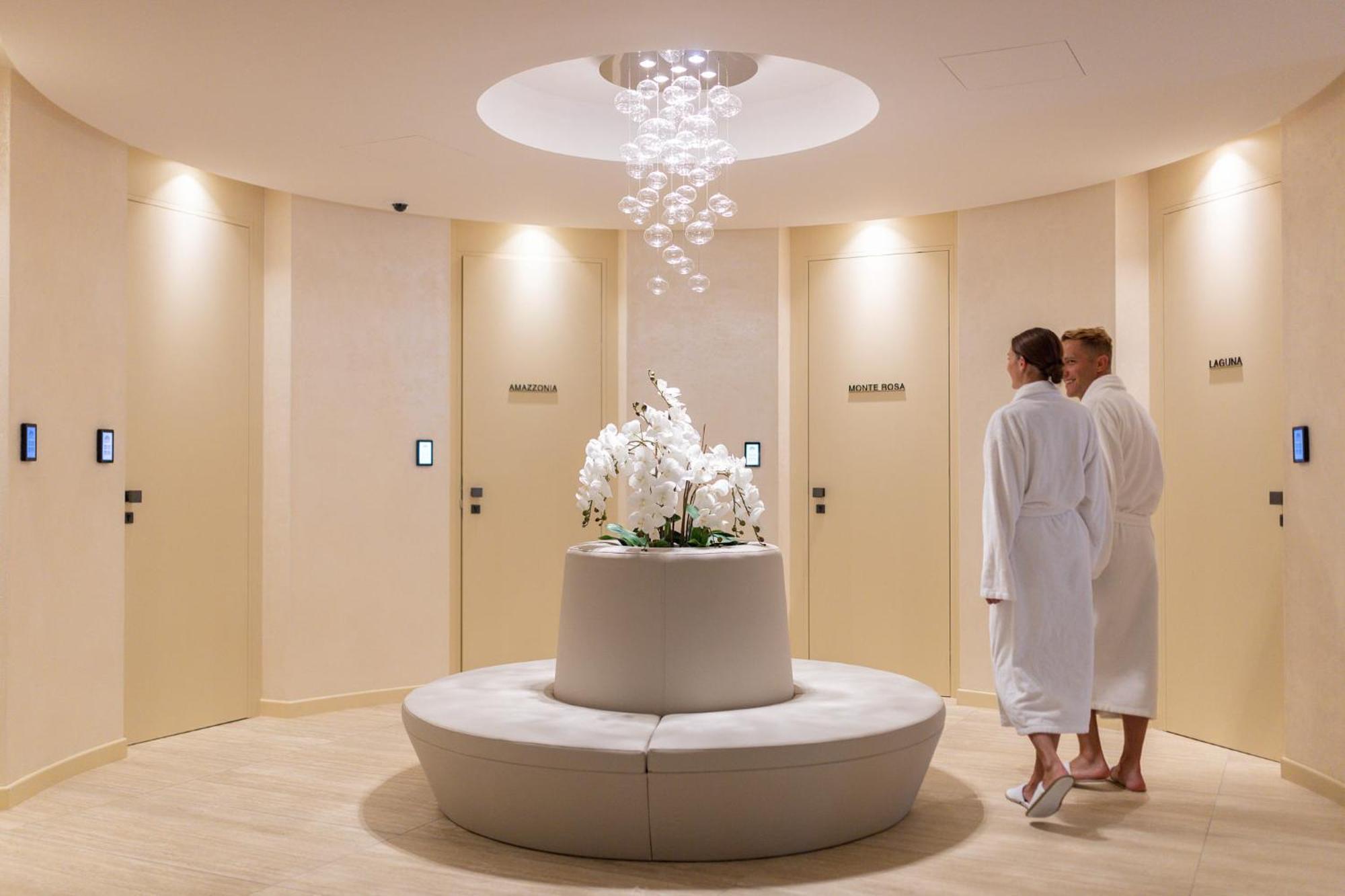 Boutique Hotel Stresa Luaran gambar
