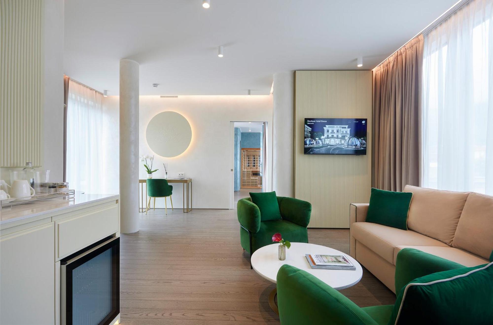 Boutique Hotel Stresa Luaran gambar